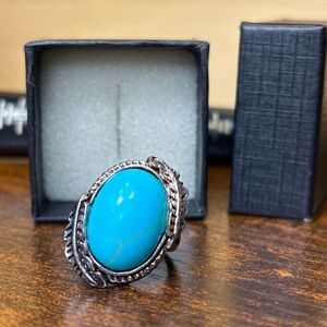 925 Sterling Silver Ring With A Turquoise Oval Stone (Vintage/handmade) Size 7.